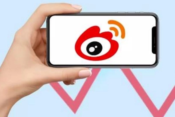 短视频直播间里，主播10万元高价收购硬币纸币，这有什么猫腻？